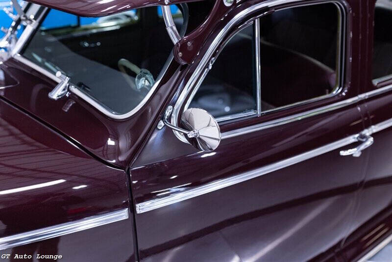 1941 Pontiac Streamliner