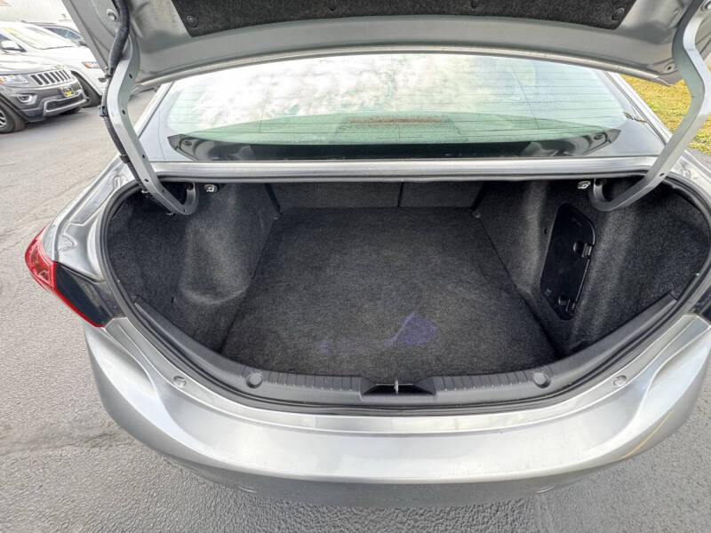 2014 Mazda MAZDA3 i Grand Touring