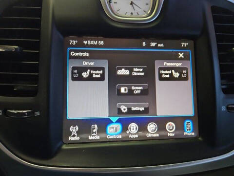 2016 Chrysler 300 Limited