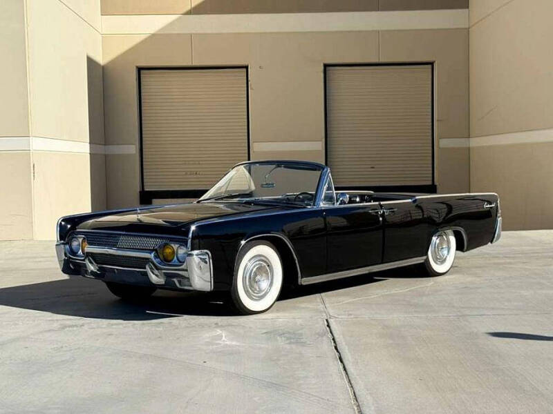 1961 Lincoln Continental