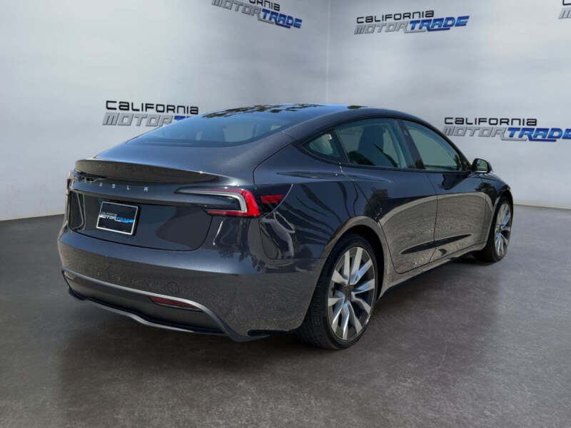 2024 Tesla Model 3