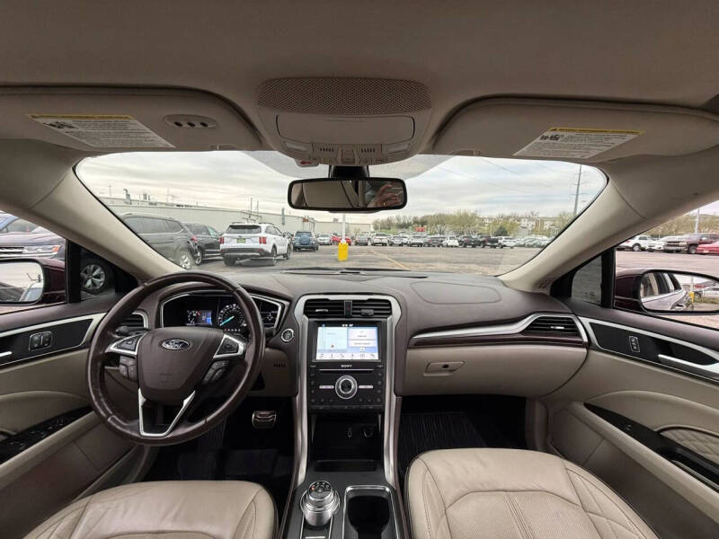 2017 Ford Fusion Platinum
