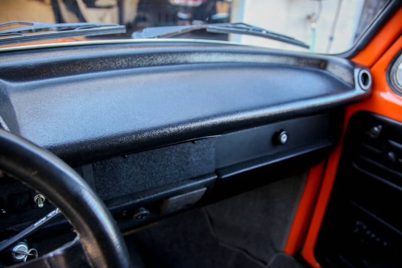 1972 Volkswagen Super Beetle