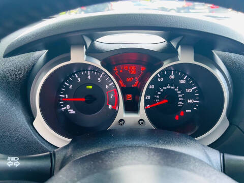 2012 Nissan JUKE SV