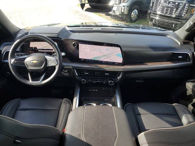 2025 Chevrolet Suburban Premier