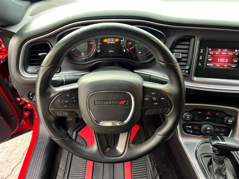 2016 Dodge Challenger SXT