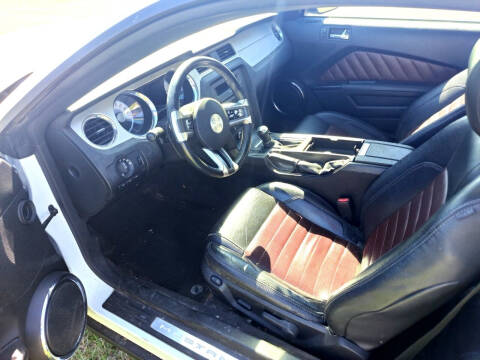 2012 Ford Mustang V6 Premium