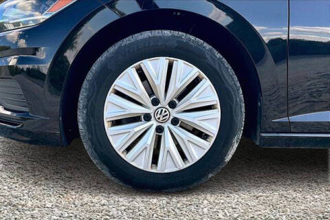 2019 Volkswagen Jetta R-Line