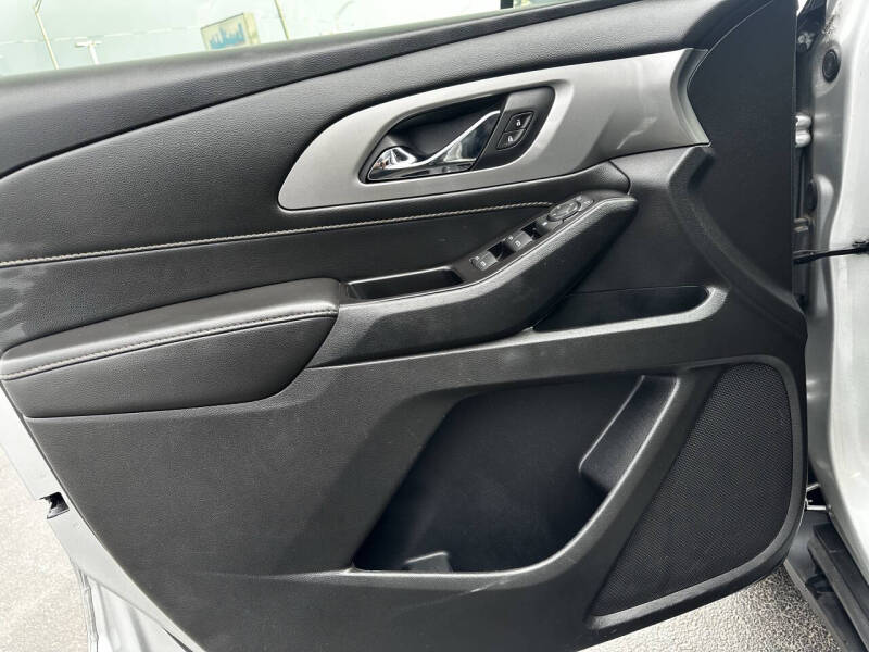 2020 Chevrolet Traverse LS