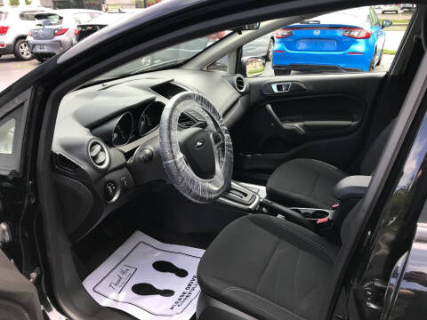 2016 Ford Fiesta SE