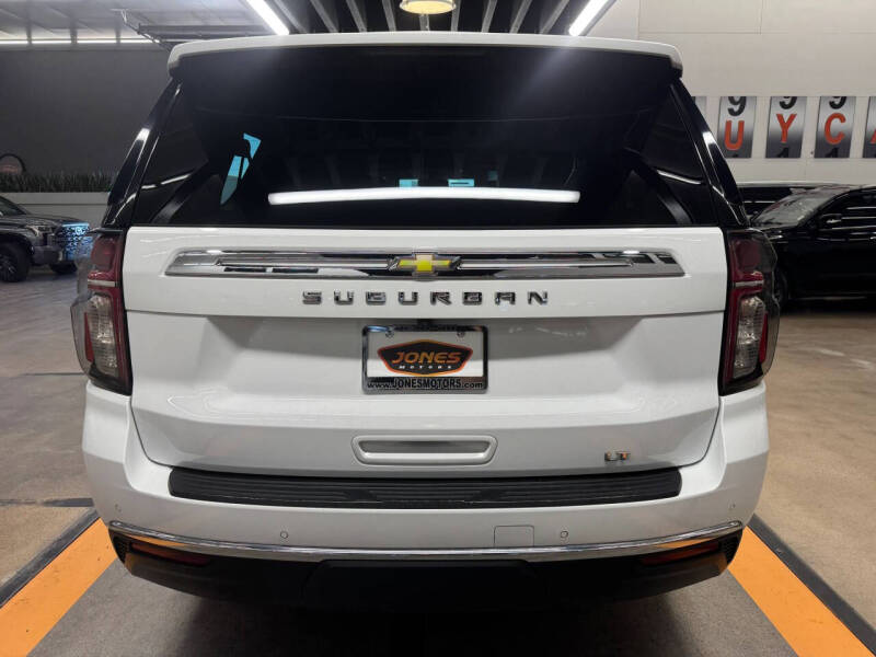 2021 Chevrolet Suburban LT