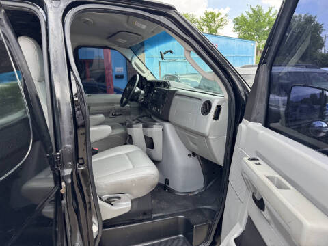 2009 Ford E-Series E-250