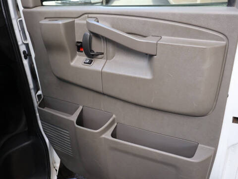 2023 Chevrolet Express LS 3500