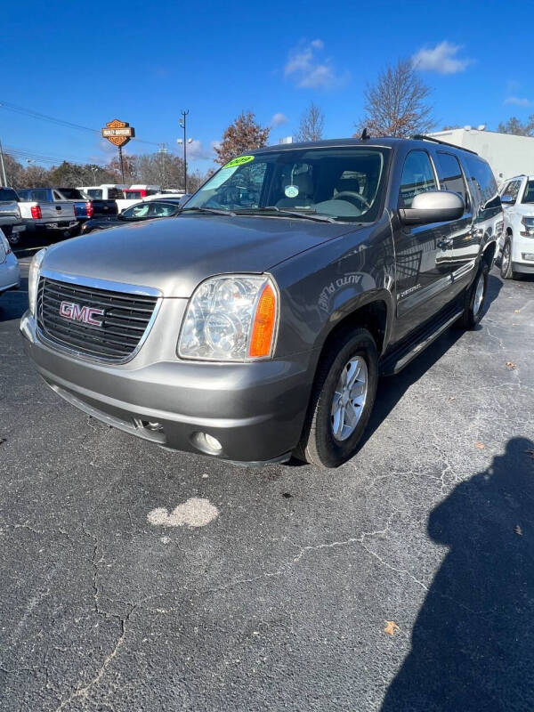 2009 GMC Yukon XL SLE2 photo 3