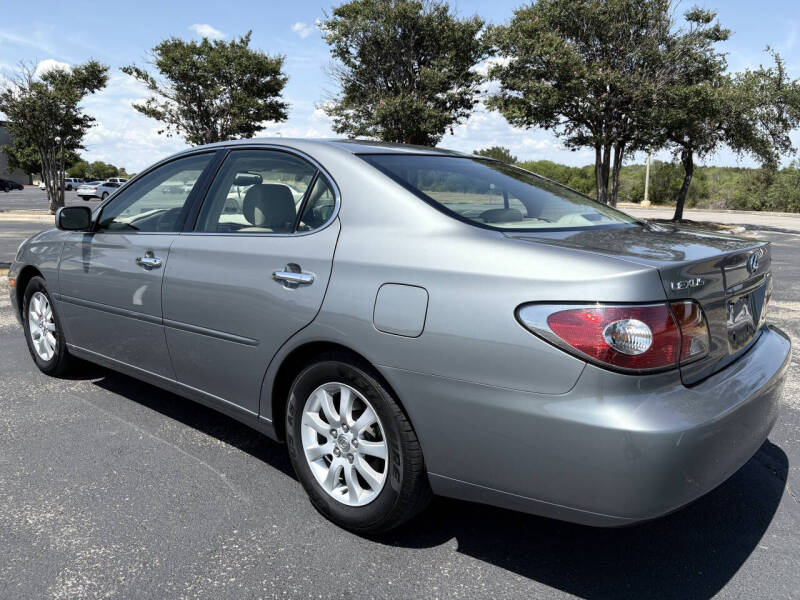 2004 Lexus ES 330