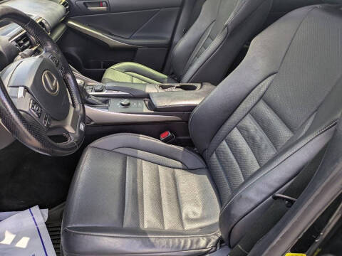 2017 Lexus IS 300