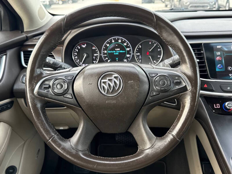 2017 Buick LaCrosse Essence