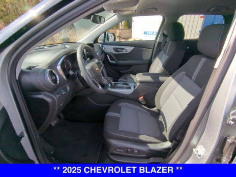 2025 Chevrolet Blazer LT