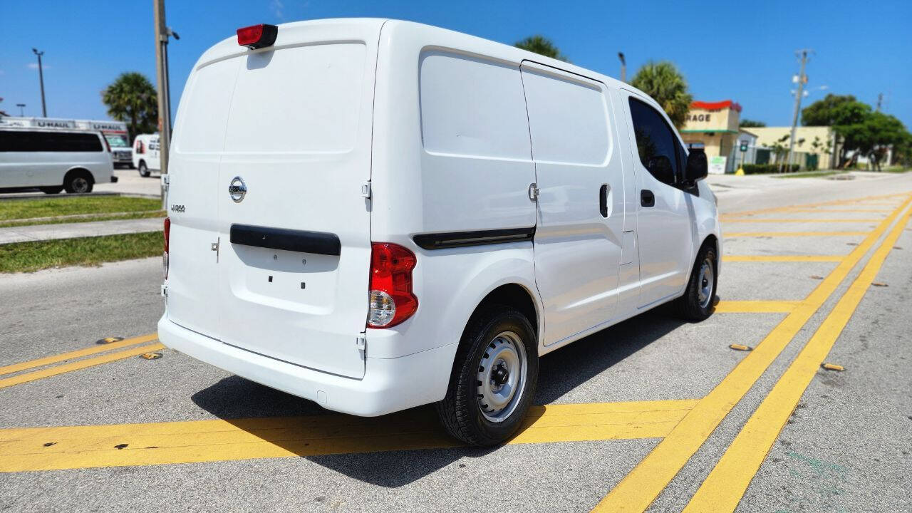 2017 Nissan NV200  - $12,900
