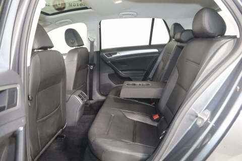 2017 Volkswagen Golf TSI Wolfsburg Edition