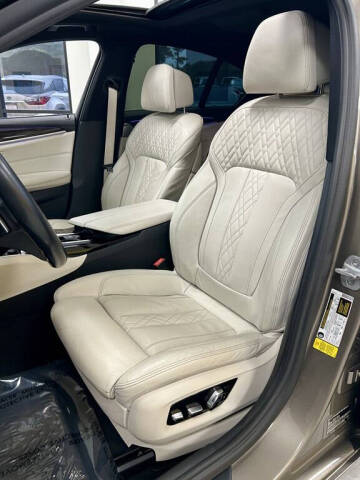 2017 BMW 5 Series 540i