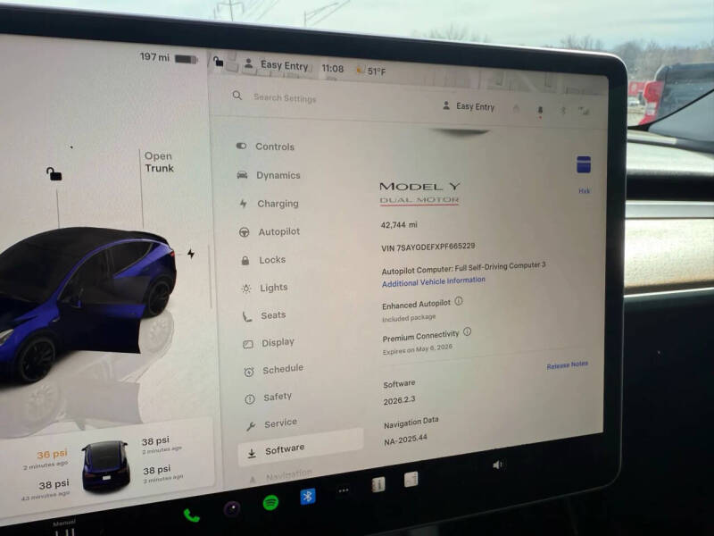 2023 Tesla Model Y Performance