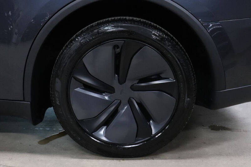 2026 Tesla Model Y Long Range