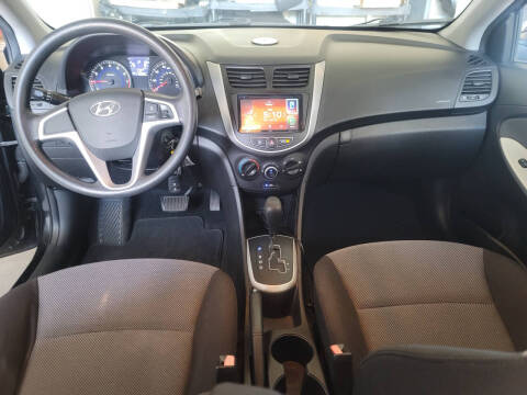 2012 Hyundai Accent GS