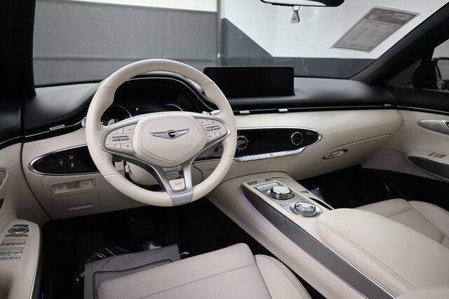 2024 Genesis Electrified GV70