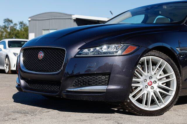 2017 Jaguar XF 35t Prestige