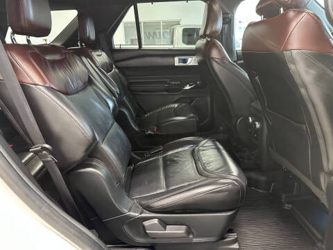 2022 Ford Explorer Platinum