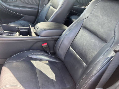 2014 Ford Taurus SEL