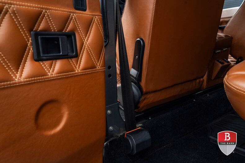 1987 Land Rover Defender