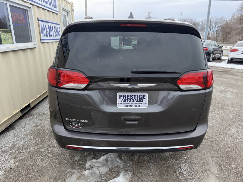 2018 Chrysler Pacifica Touring L