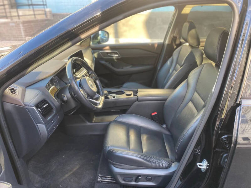2021 Nissan Rogue SL