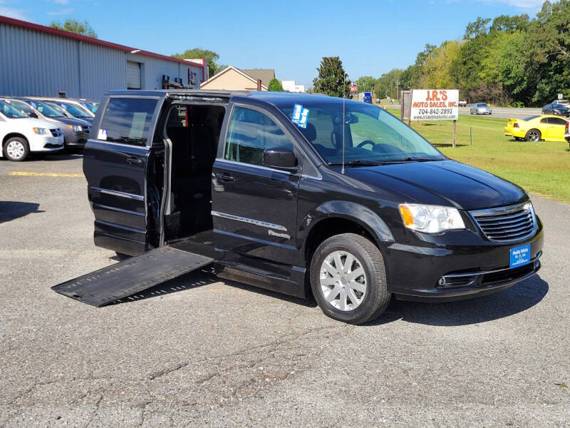 2014 Chrysler WHEELCHAIR VAN
