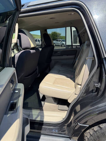 2010 Ford Expedition XLT
