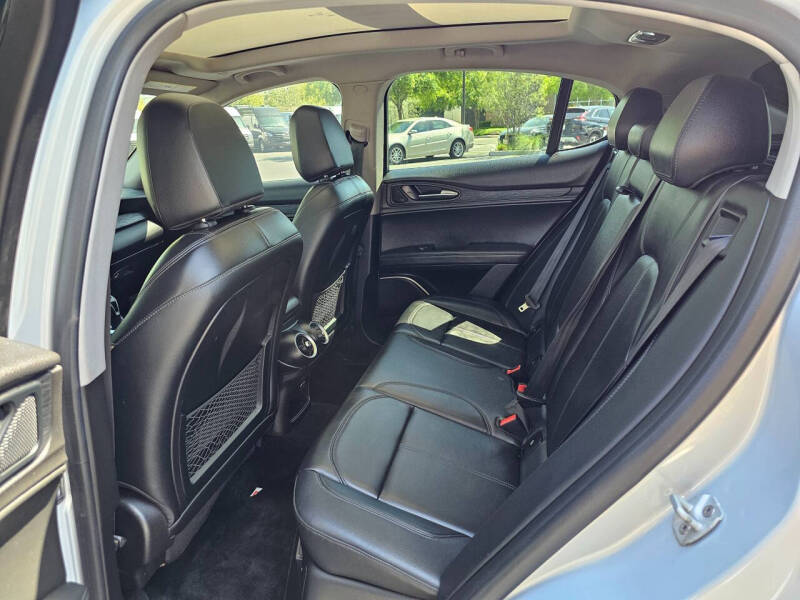 2021 Alfa Romeo Stelvio Sprint