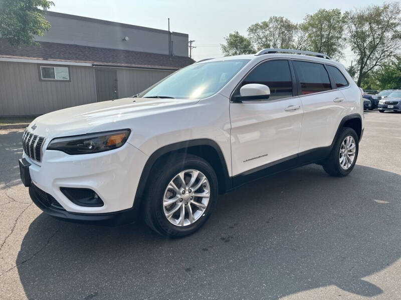 2019 Jeep Cherokee for sale at MIDWEST CAR SEARCH in Fridley MN