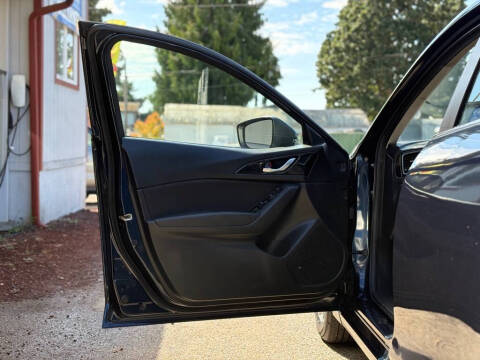 2016 Mazda MAZDA3 i Sport