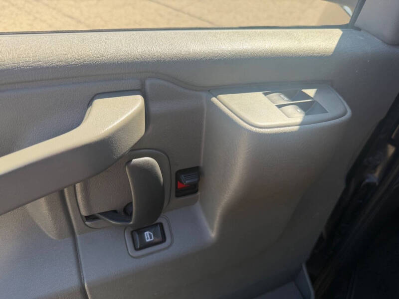 2019 Chevrolet Express LS 3500