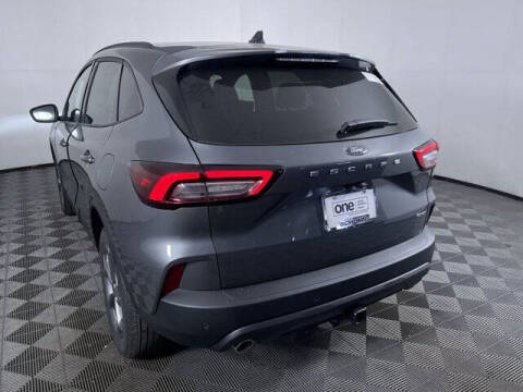 2026 Ford Escape ST-Line Select