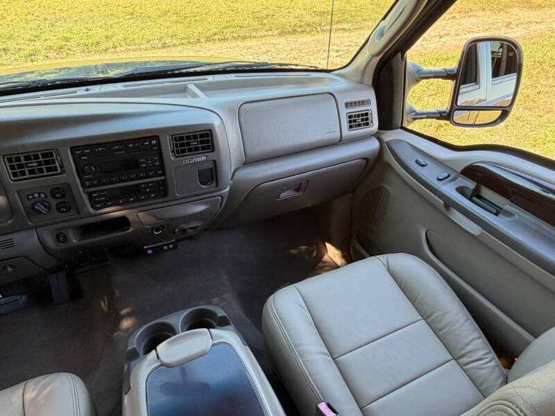 2003 Ford Excursion Limited