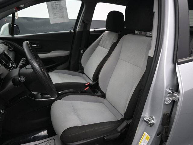 2022 Chevrolet Trax LS