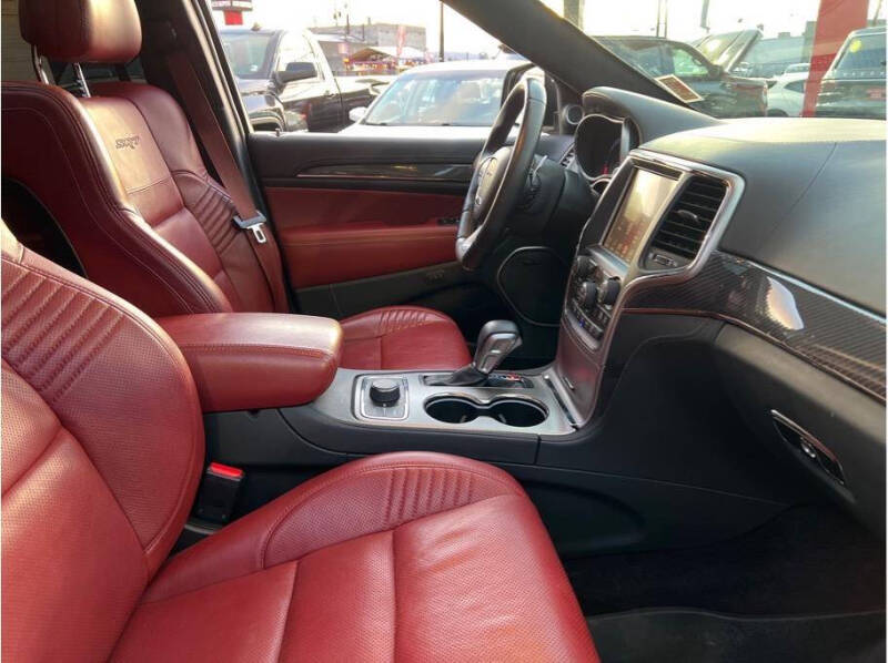 2017 Jeep Grand Cherokee SRT