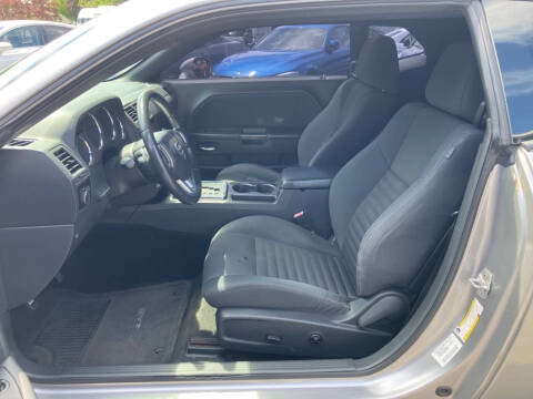 2013 Dodge Challenger SXT