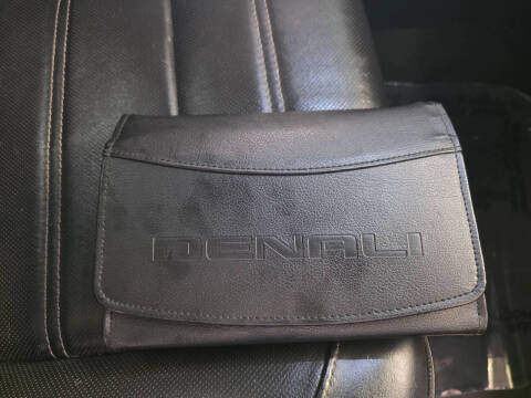 2015 GMC Yukon Denali