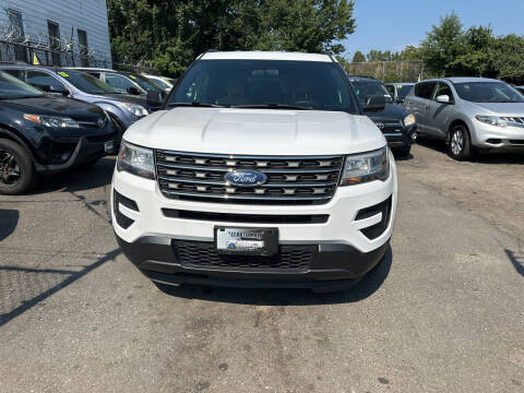 2017 Ford Explorer for sale at 77 Auto Mall in Newark NJ