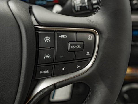 2026 Lexus UX 300h Premium