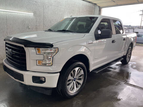 2017 Ford F-150 for sale at PIONEER USED AUTOS & RV SALES in Lavalette WV